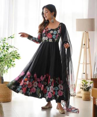 Black jari work floral outing work organza anarkali suit 1