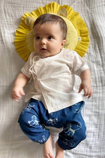 Organic angrakha top & zoo print pants