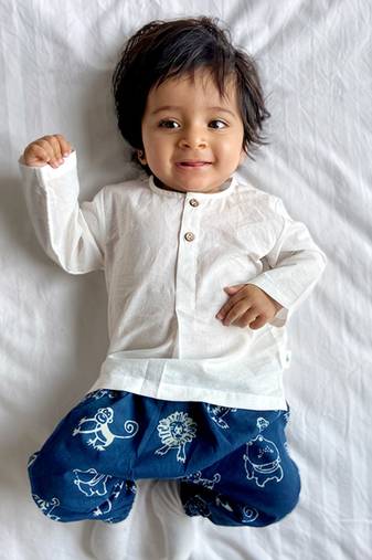 Organic kurta & zoo print pants