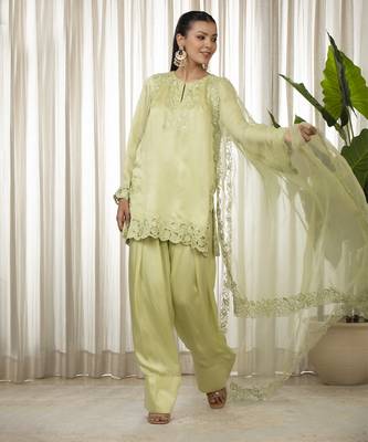 Pista richa kurta set 3