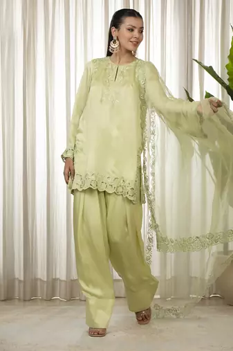 Pista richa kurta set