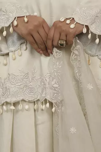 White richa kurta set