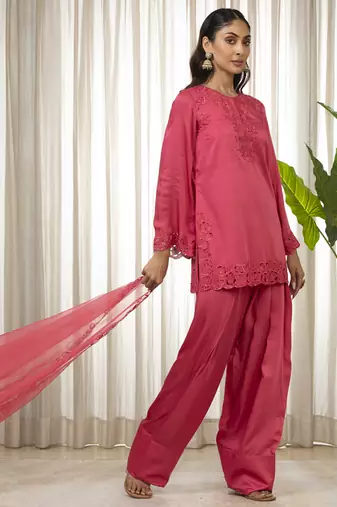 Kashmiri pink richa kurta set
