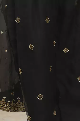 Siyah embroidered salwaar set