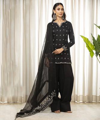 Black on black kurta set 1