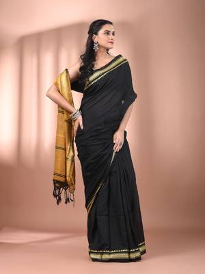 Black cotton handspun soft saree with texture borders 2