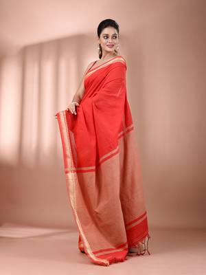 Red cotton handspun soft saree with texture borders 2