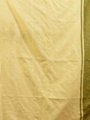 Sap green cotton handspun soft saree with texture borders 4
