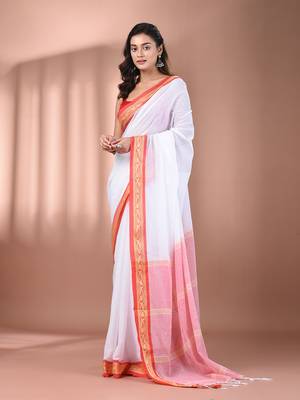 White mulmul cotton soft saree with texture borders Without blouse 1