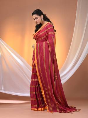 Pink cotton handspun soft saree with ziczac pattern 2