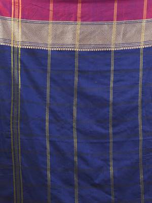 Navy blue cotton handspun soft saree with texture borders 4