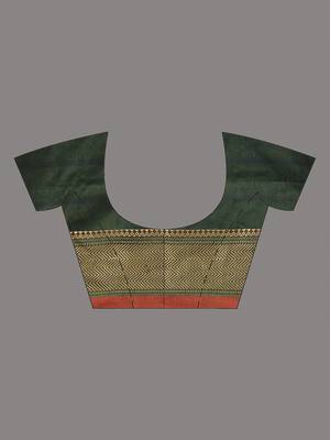 Green cotton handspun soft saree with texture borders 5