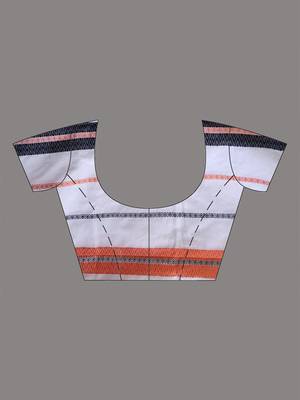 White cotton handspun soft saree with texture borders 5