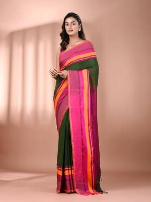 Green cotton handspun soft saree with texture borders 1