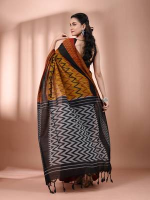 Mustard cotton handspun soft saree with ziczac pattern 3