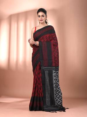 Red cotton handspun soft saree with ziczac pattern 1