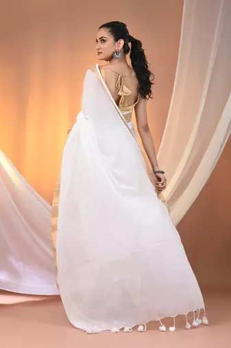 White mulmul cotton soft saree with zari borders Without blouse