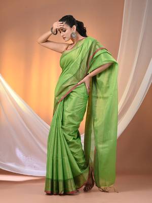 Green tissue soft saree with zari borders 2