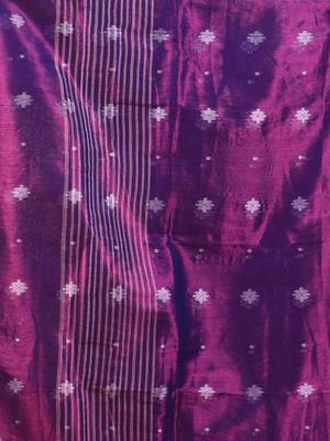 Purple texture motifs tissue saree with stripes pallu 4