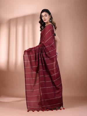 Dark red cotton handspun soft saree with stripe pattern 3