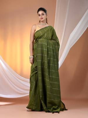 Green cotton handspun soft saree with stripe pattern 1