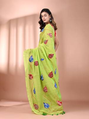 Parrot green mulmul cotton soft saree with applique work Without blouse 3