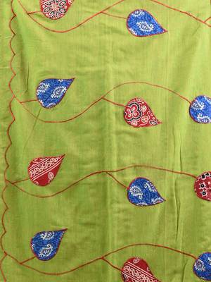 Parrot green mulmul cotton soft saree with applique work Without blouse 4