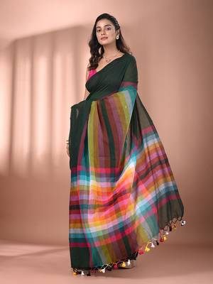 Green and multicolor colorblocked mulmul cotton saree Without blouse 2
