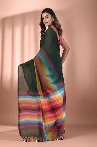 Green and multicolor colorblocked mulmul cotton saree Without blouse
