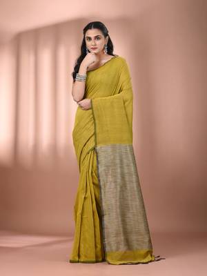 Corn yellow cotton soft saree with contrast beige pallu 1