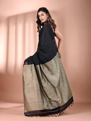 Black cotton soft saree with contrast beige pallu 3