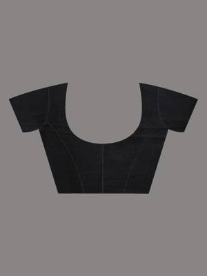 Black cotton soft saree with contrast beige pallu 5