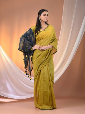 Corn yellow cotton soft saree with zari stripe pallu 2