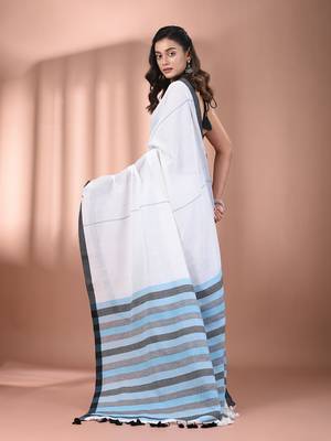 White cotton soft saree with stripe pallu 3