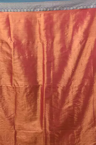 Red shimmer tissue saree with nakshi borders