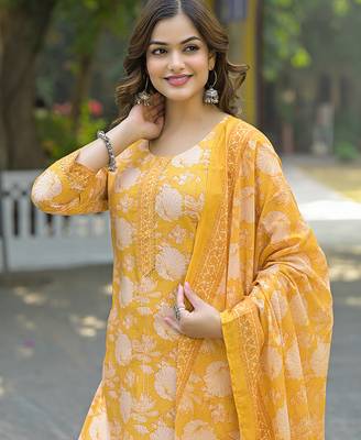 Women yellow rayon blend floral printed straight kurta trouser and dupatta 2