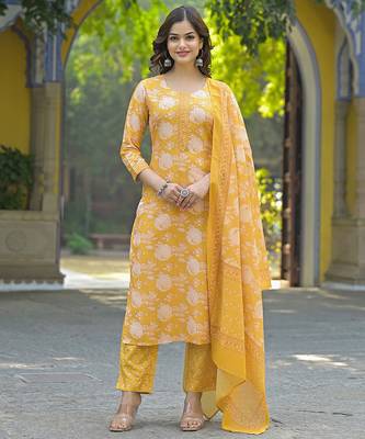 Women yellow rayon blend floral printed straight kurta trouser and dupatta 5