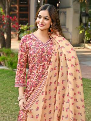 Women pink rayon blend floral printed straight kurta trouser and dupatta 1