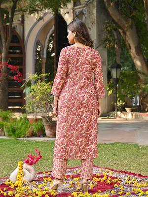 Women pink rayon blend floral printed straight kurta trouser and dupatta 4
