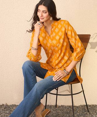 Women yellow cotton blend floral printed regular top 3