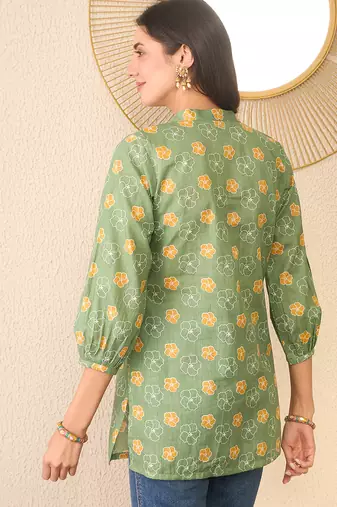 Women green cotton blend floral printed regular top