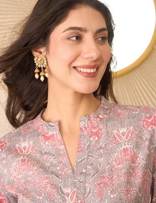 Women grey cotton blend floral printed regular top 2