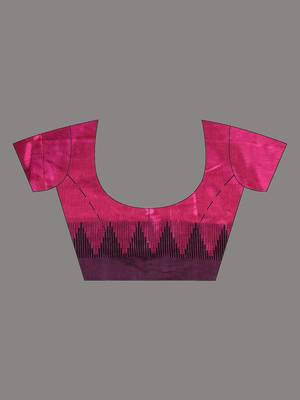 Pink tissue soft saree with temple borders 5