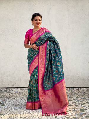 Green patola silk blend weaving ikkat meenakari saree 3