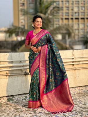 Green patola silk blend weaving ikkat meenakari saree 4