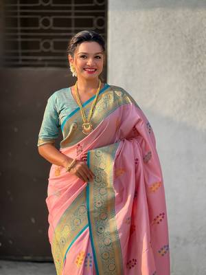 Pink soft silk blend woven meenakari saree 3