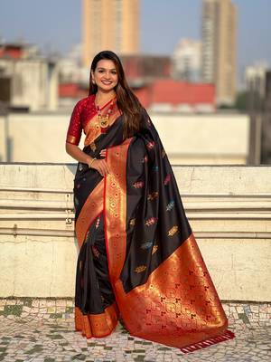 Black soft silk blend woven meenakari saree 1