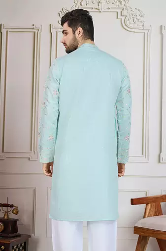 Green steel floral workkurta