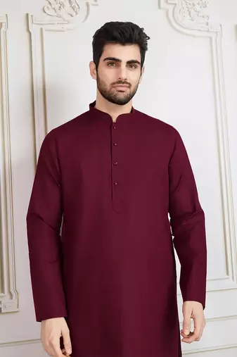 Maroon cotton solid textured kurta