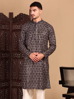 Black chicgeometric patternchikankari kurta with sequin 2